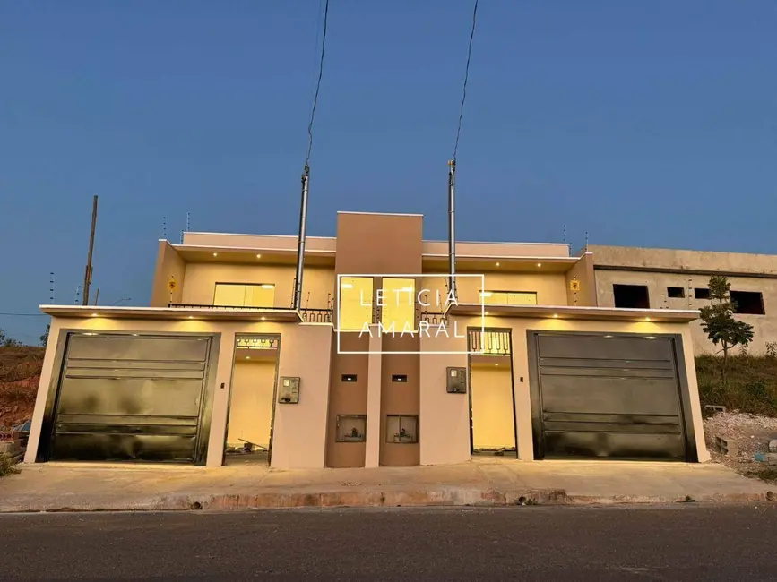 Foto 1 de Casa com 3 quartos à venda, 150m2 em Jardim Belvedere, Pouso Alegre - MG