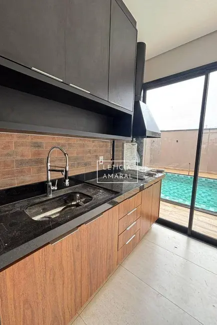 Casa de Condomínio com 3 quartos à venda, 300m2 em Pouso Alegre - MG - imagem 8 Foto 8 de Casa de Condomínio com 3 quartos à venda, 300m2 em Pouso Alegre - MG