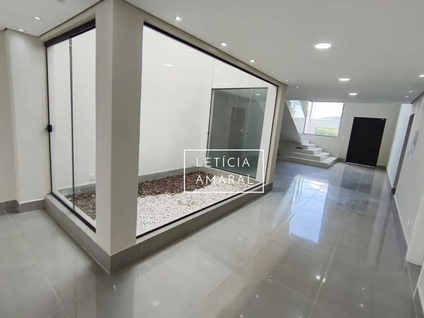 Foto 4 de Casa com 4 quartos à venda, 408m2 em Pouso Alegre - MG