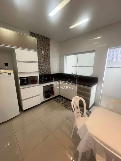 Foto 6 de Apartamento com 2 quartos à venda, 60m2 em Pão de Açúcar, Pouso Alegre - MG