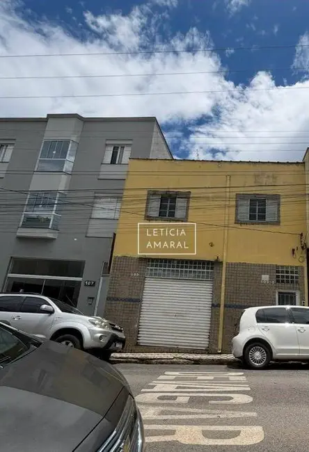 Foto 1 de Sobrado com 3 quartos à venda, 100m2 em Centro, Pouso Alegre - MG