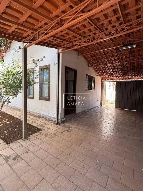 Casa com 3 quartos à venda, 278m2 em Guanabara, Pouso Alegre - MG - imagem 2 Foto 2 de Casa com 3 quartos à venda, 278m2 em Guanabara, Pouso Alegre - MG