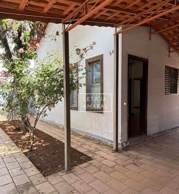 Casa com 3 quartos à venda, 278m2 em Guanabara, Pouso Alegre - MG - imagem 1 Foto 1 de Casa com 3 quartos à venda, 278m2 em Guanabara, Pouso Alegre - MG