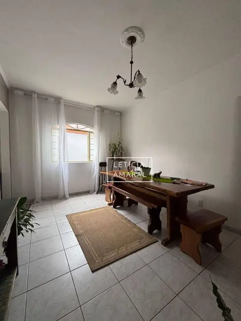 Foto 7 de Casa com 4 quartos à venda, 358m2 em Colinas de Santa Bárbara, Pouso Alegre - MG