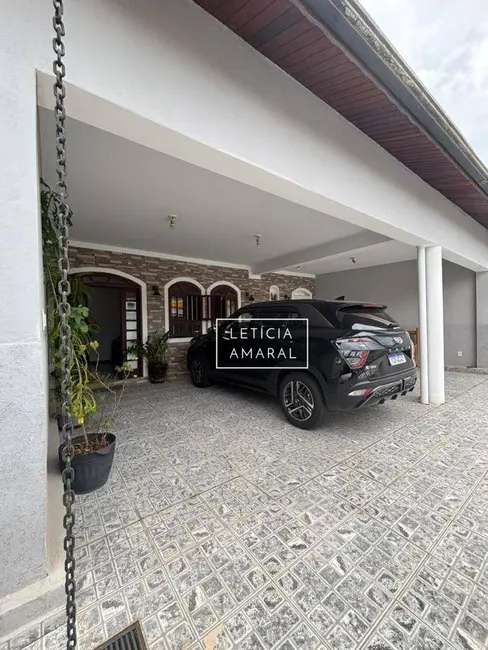 Foto 1 de Casa com 4 quartos à venda, 358m2 em Colinas de Santa Bárbara, Pouso Alegre - MG