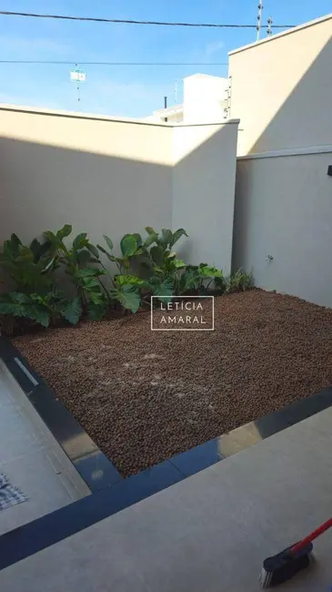 Foto 9 de Casa com 4 quartos à venda, 360m2 em Residencial Astúrias, Pouso Alegre - MG