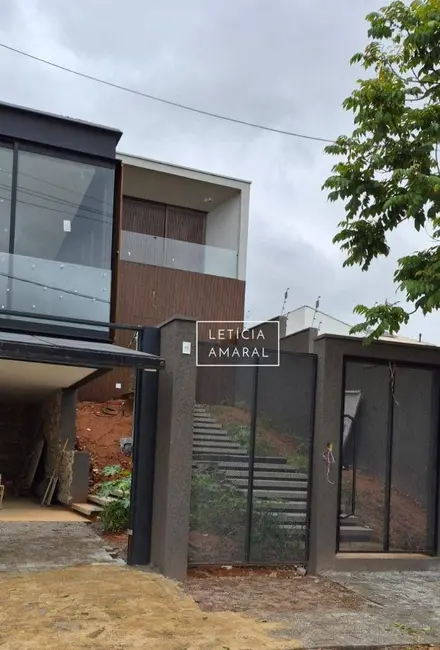 Foto 4 de Casa com 3 quartos à venda, 387m2 em Residencial Astúrias, Pouso Alegre - MG