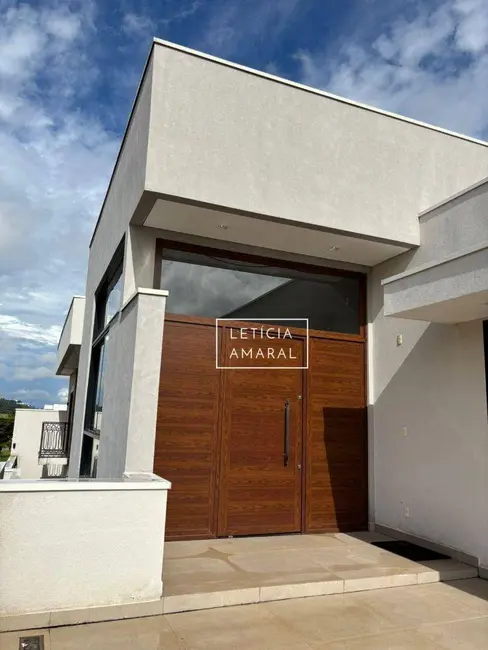 Foto 5 de Casa com 4 quartos à venda, 418m2 em Residencial Astúrias, Pouso Alegre - MG