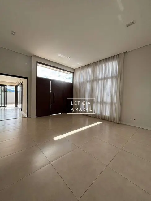 Foto 6 de Casa com 4 quartos à venda, 418m2 em Residencial Astúrias, Pouso Alegre - MG