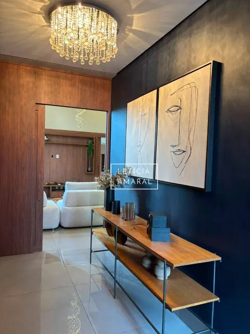 Foto 6 de Casa com 4 quartos à venda, 600m2 em Pouso Alegre - MG