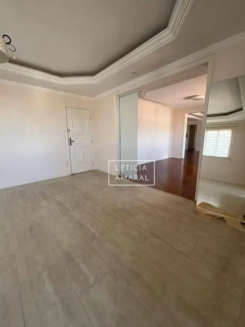 Apartamento com 3 quartos à venda, 227m2 em Centro, Pouso Alegre - MG - imagem 9 Foto 9 de Apartamento com 3 quartos à venda, 227m2 em Centro, Pouso Alegre - MG