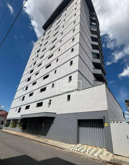 Apartamento com 3 quartos à venda, 227m2 em Centro, Pouso Alegre - MG - imagem 1 Foto 1 de Apartamento com 3 quartos à venda, 227m2 em Centro, Pouso Alegre - MG