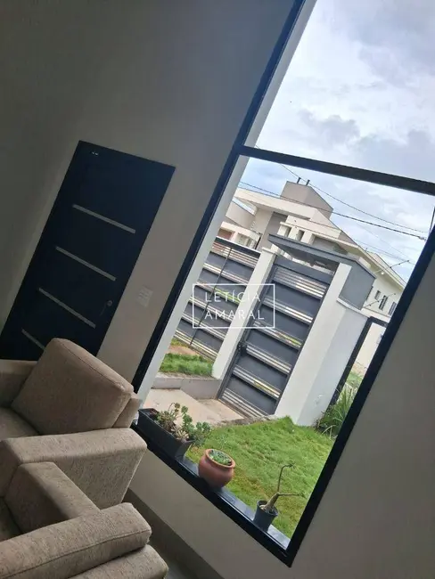 Foto 3 de Casa com 3 quartos à venda, 309m2 em Pouso Alegre - MG