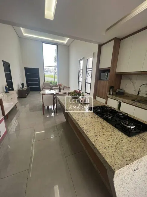 Foto 8 de Casa com 3 quartos à venda, 309m2 em Pouso Alegre - MG