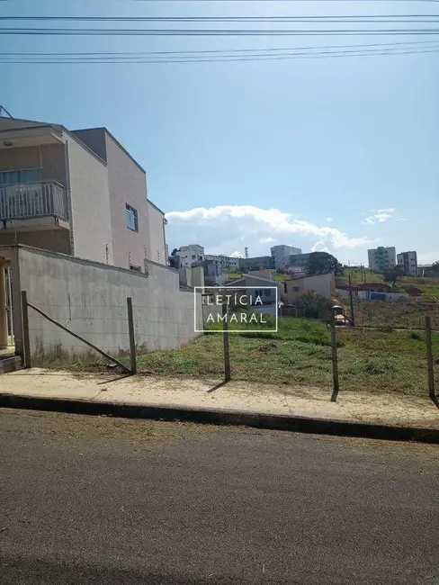 Foto 2 de Terreno / Lote à venda, 320m2 em Paraíso, Pouso Alegre - MG
