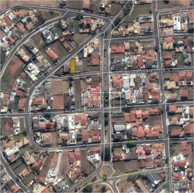 Foto 6 de Terreno / Lote à venda, 353m2 em Pouso Alegre - MG