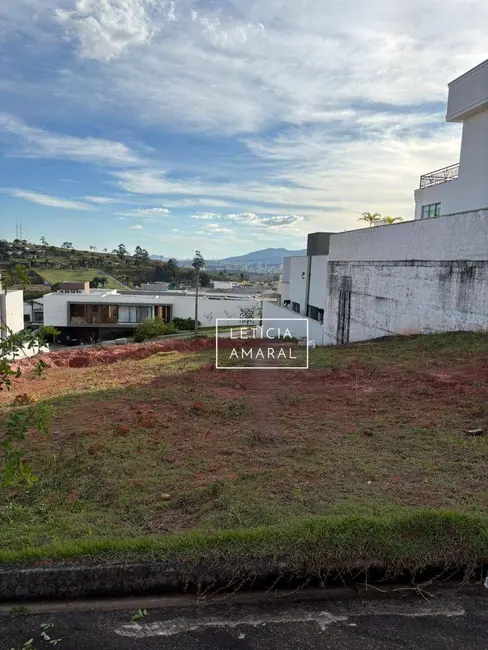 Terreno / Lote à venda, 334m2 em Pouso Alegre - MG - imagem 4 Foto 4 de Terreno / Lote à venda, 334m2 em Pouso Alegre - MG
