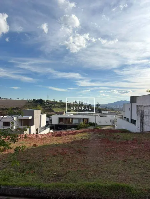 Terreno / Lote à venda, 334m2 em Pouso Alegre - MG - imagem 1 Foto 1 de Terreno / Lote à venda, 334m2 em Pouso Alegre - MG