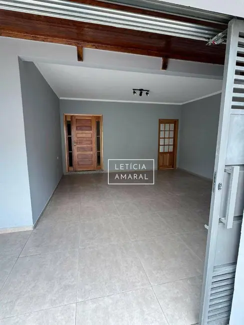 Casa com 4 quartos à venda, 264m2 em Jardim Aureliano, Pouso Alegre - MG - imagem 3 Foto 3 de Casa com 4 quartos à venda, 264m2 em Jardim Aureliano, Pouso Alegre - MG
