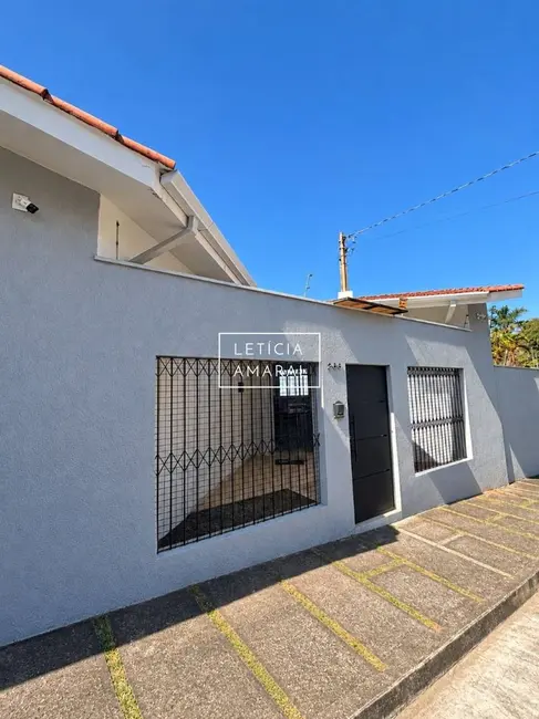 Foto 1 de Casa com 2 quartos à venda, 125m2 em Pouso Alegre - MG
