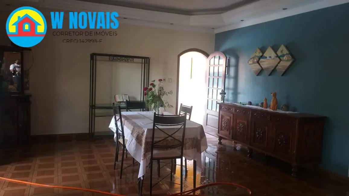 Casa com 3 quartos à venda, 555m2 em Canto do Forte, Praia Grande - SP - imagem 7 Foto 7 de Casa com 3 quartos à venda, 555m2 em Canto do Forte, Praia Grande - SP