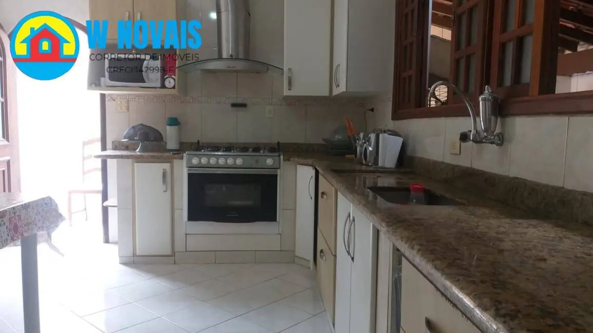 Casa com 3 quartos à venda, 555m2 em Canto do Forte, Praia Grande - SP - imagem 5 Foto 5 de Casa com 3 quartos à venda, 555m2 em Canto do Forte, Praia Grande - SP