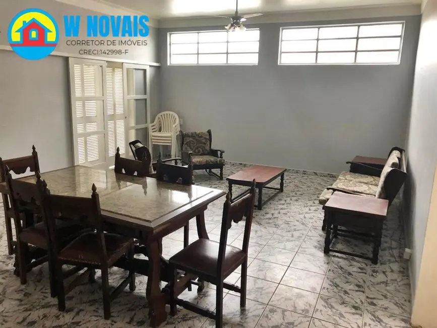 Foto 2 de Casa com 3 quartos à venda, 180m2 em Praia Grande - SP
