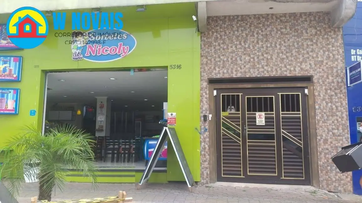 Foto 5 de Casa à venda, 650m2 em Praia Grande - SP