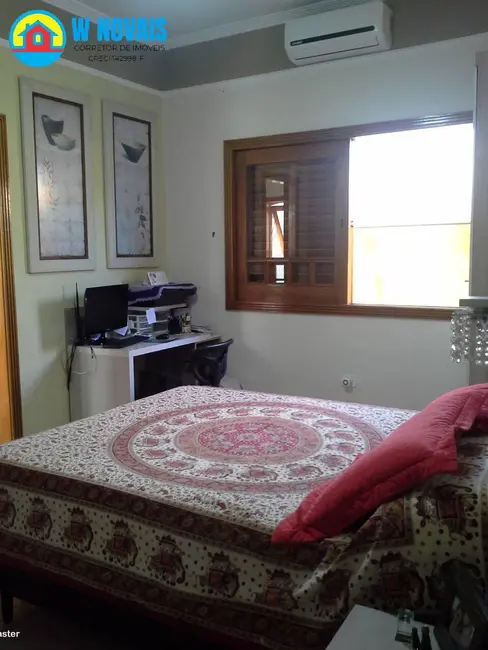 Casa com 2 quartos à venda, 150m2 em Praia Grande - SP - imagem 8 Foto 8 de Casa com 2 quartos à venda, 150m2 em Praia Grande - SP