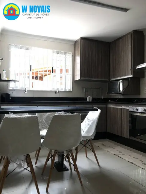 Foto 9 de Casa com 4 quartos à venda, 303m2 em Tupi, Praia Grande - SP