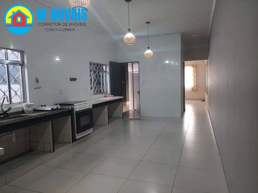 Casa com 4 quartos à venda, 250m2 em Imperador, Praia Grande - SP - imagem 3 Foto 3 de Casa com 4 quartos à venda, 250m2 em Imperador, Praia Grande - SP