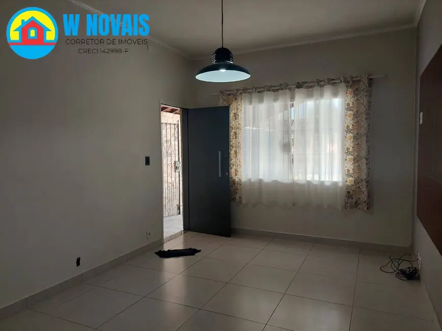 Casa com 4 quartos à venda, 250m2 em Imperador, Praia Grande - SP - imagem 7 Foto 7 de Casa com 4 quartos à venda, 250m2 em Imperador, Praia Grande - SP