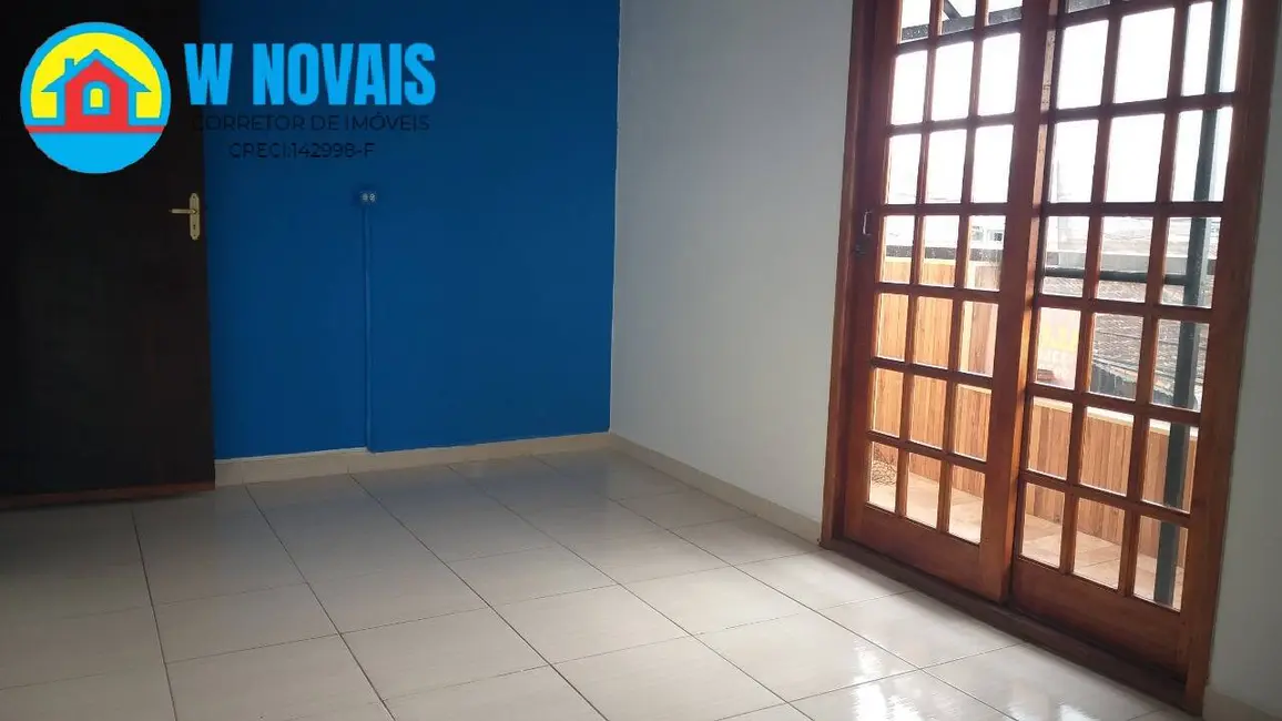 Foto 2 de Casa com 2 quartos para alugar, 51m2 em Praia Grande - SP