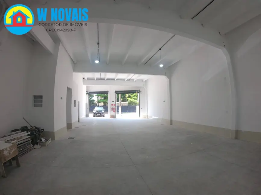 Sala Comercial para alugar, 390m2 em Antártica, Praia Grande - SP - imagem 2 Foto 2 de Sala Comercial para alugar, 390m2 em Antártica, Praia Grande - SP