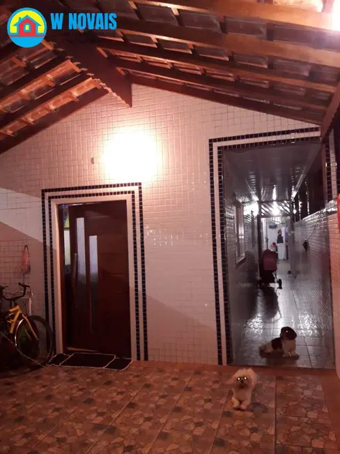 Casa com 2 quartos à venda, 125m2 em Quietude, Praia Grande - SP - imagem 4 Foto 4 de Casa com 2 quartos à venda, 125m2 em Quietude, Praia Grande - SP