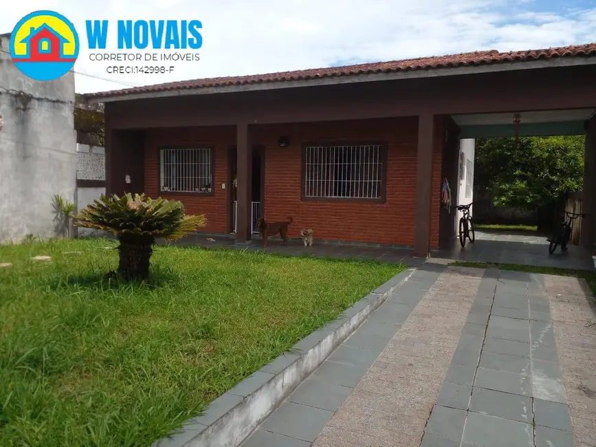 Casa com 2 quartos à venda, 250m2 em Peruibe - SP - imagem 3 Foto 3 de Casa com 2 quartos à venda, 250m2 em Peruibe - SP