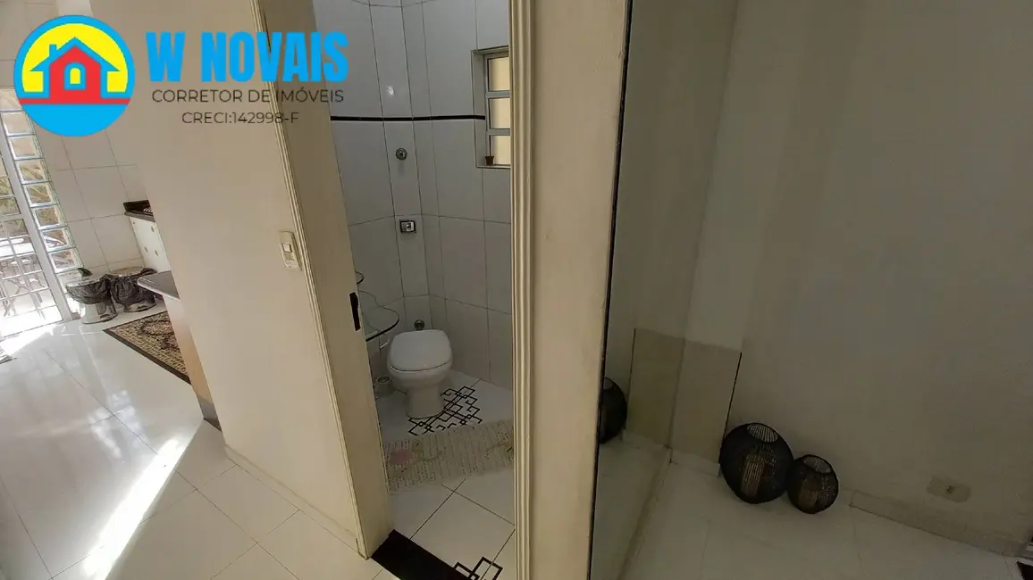 Sobrado com 2 quartos à venda em Guilhermina, Praia Grande - SP - imagem 9 Foto 9 de Sobrado com 2 quartos à venda em Guilhermina, Praia Grande - SP