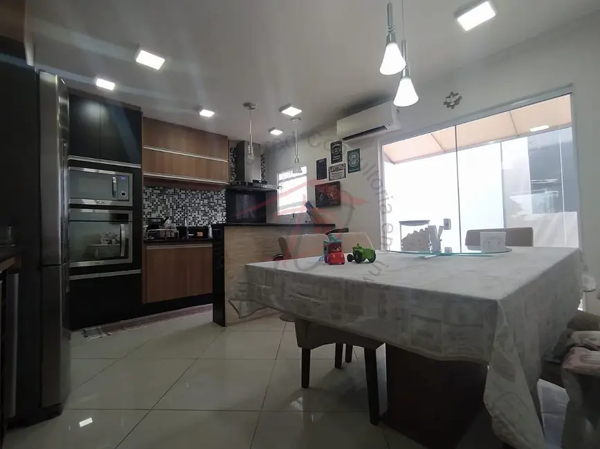 Casa com 2 quartos à venda, 165m2 em Conjunto Habitacional Padre Anchieta, Campinas - SP - imagem 5 Foto 5 de Casa com 2 quartos à venda, 165m2 em Conjunto Habitacional Padre Anchieta, Campinas - SP