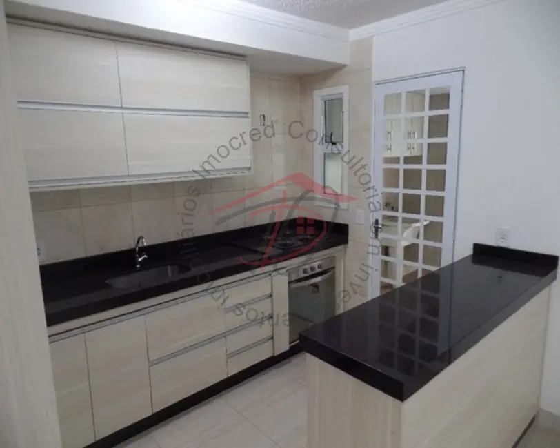 Foto 4 de Casa de Condomínio com 2 quartos à venda, 75m2 em Jardim Interlagos, Hortolandia - SP