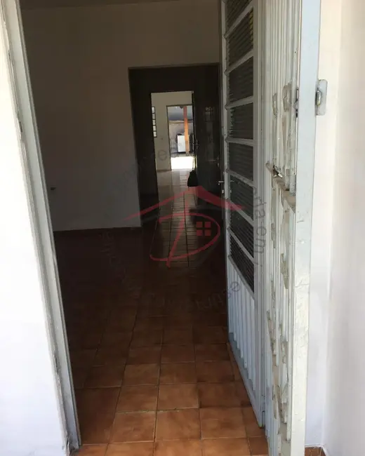 Casa com 3 quartos à venda, 131m2 em Jardim Santa Amélia, Hortolandia - SP - imagem 4 Foto 4 de Casa com 3 quartos à venda, 131m2 em Jardim Santa Amélia, Hortolandia - SP