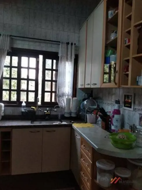 Chácara com 3 quartos à venda, 1000m2 em Ibiuna - SP - imagem 9 Foto 9 de Chácara com 3 quartos à venda, 1000m2 em Ibiuna - SP