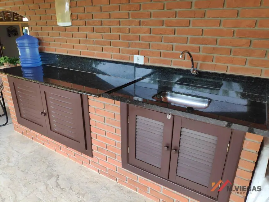 Chácara com 2 quartos à venda, 2000m2 em Ibiuna - SP - imagem 3 Foto 3 de Chácara com 2 quartos à venda, 2000m2 em Ibiuna - SP