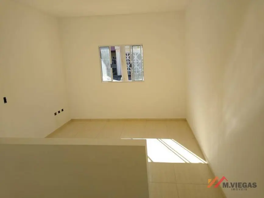 Casa com 2 quartos à venda, 150m2 em Jardim Japão (Caucaia do Alto), Cotia - SP - imagem 3 Foto 3 de Casa com 2 quartos à venda, 150m2 em Jardim Japão (Caucaia do Alto), Cotia - SP