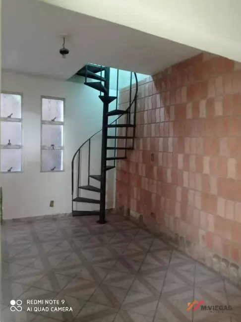 Casa com 4 quartos à venda, 270m2 em Ibiuna - SP - imagem 2 Foto 2 de Casa com 4 quartos à venda, 270m2 em Ibiuna - SP