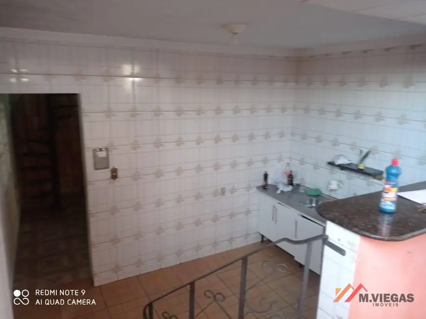 Casa com 4 quartos à venda, 270m2 em Ibiuna - SP - imagem 3 Foto 3 de Casa com 4 quartos à venda, 270m2 em Ibiuna - SP