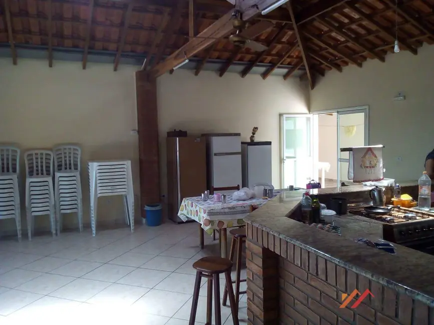 Chácara com 3 quartos à venda, 7000m2 em Ibiuna - SP - imagem 8 Foto 8 de Chácara com 3 quartos à venda, 7000m2 em Ibiuna - SP