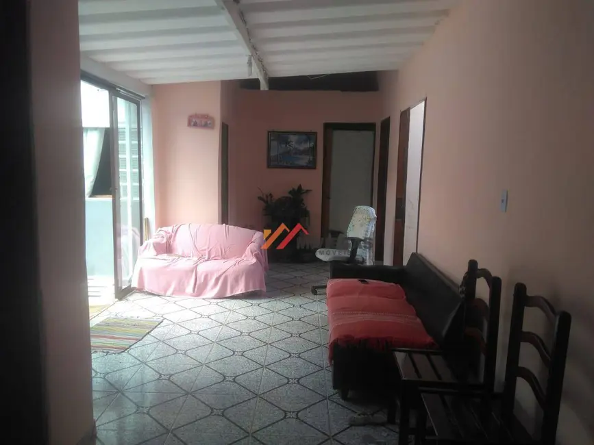 Casa com 3 quartos à venda, 250m2 em Ibiuna - SP - imagem 9 Foto 9 de Casa com 3 quartos à venda, 250m2 em Ibiuna - SP