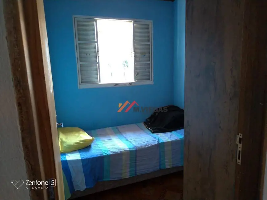 Casa com 4 quartos à venda, 200m2 em Ibiuna - SP - imagem 8 Foto 8 de Casa com 4 quartos à venda, 200m2 em Ibiuna - SP