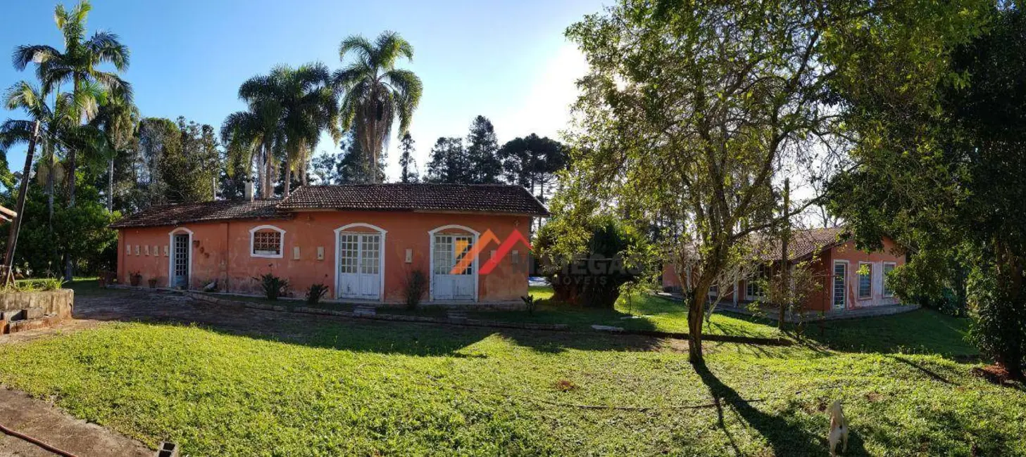 Sítio / Rancho com 9 quartos à venda, 31000m2 em Ibiuna - SP - imagem 3 Foto 3 de Sítio / Rancho com 9 quartos à venda, 31000m2 em Ibiuna - SP