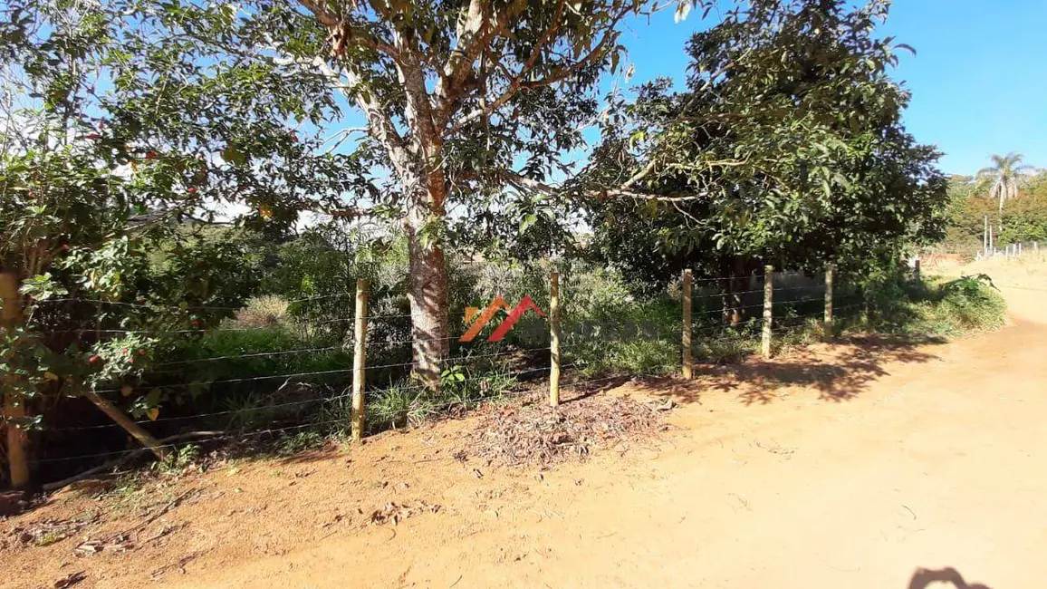 Foto 6 de Terreno / Lote à venda, 2100m2 em Ibiuna - SP